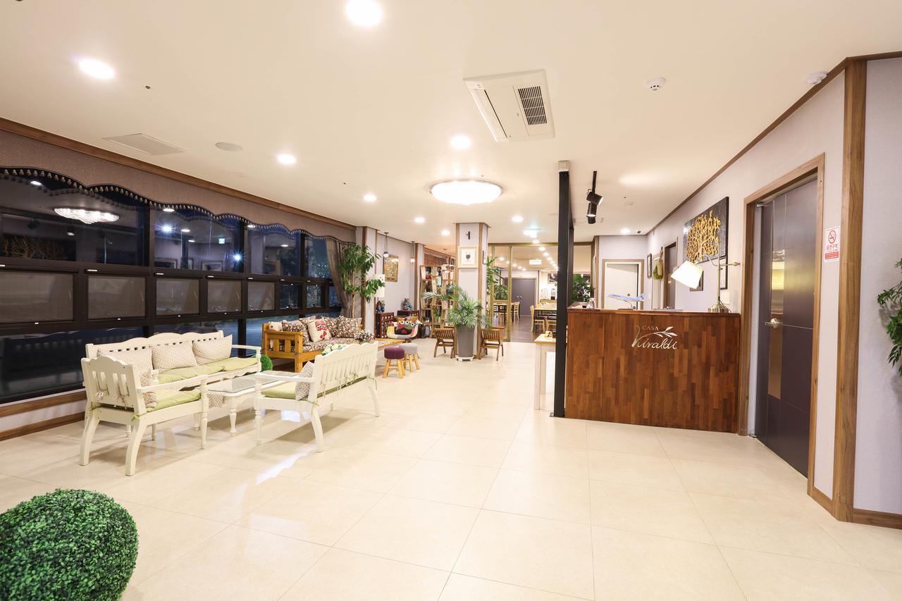 Casa De Vivaldi Hotel Seogwipo Exterior foto